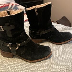 UGG women’s suede moto boot